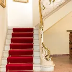 Santo Castelo All Suites