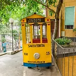 Santo Castelo All Suites