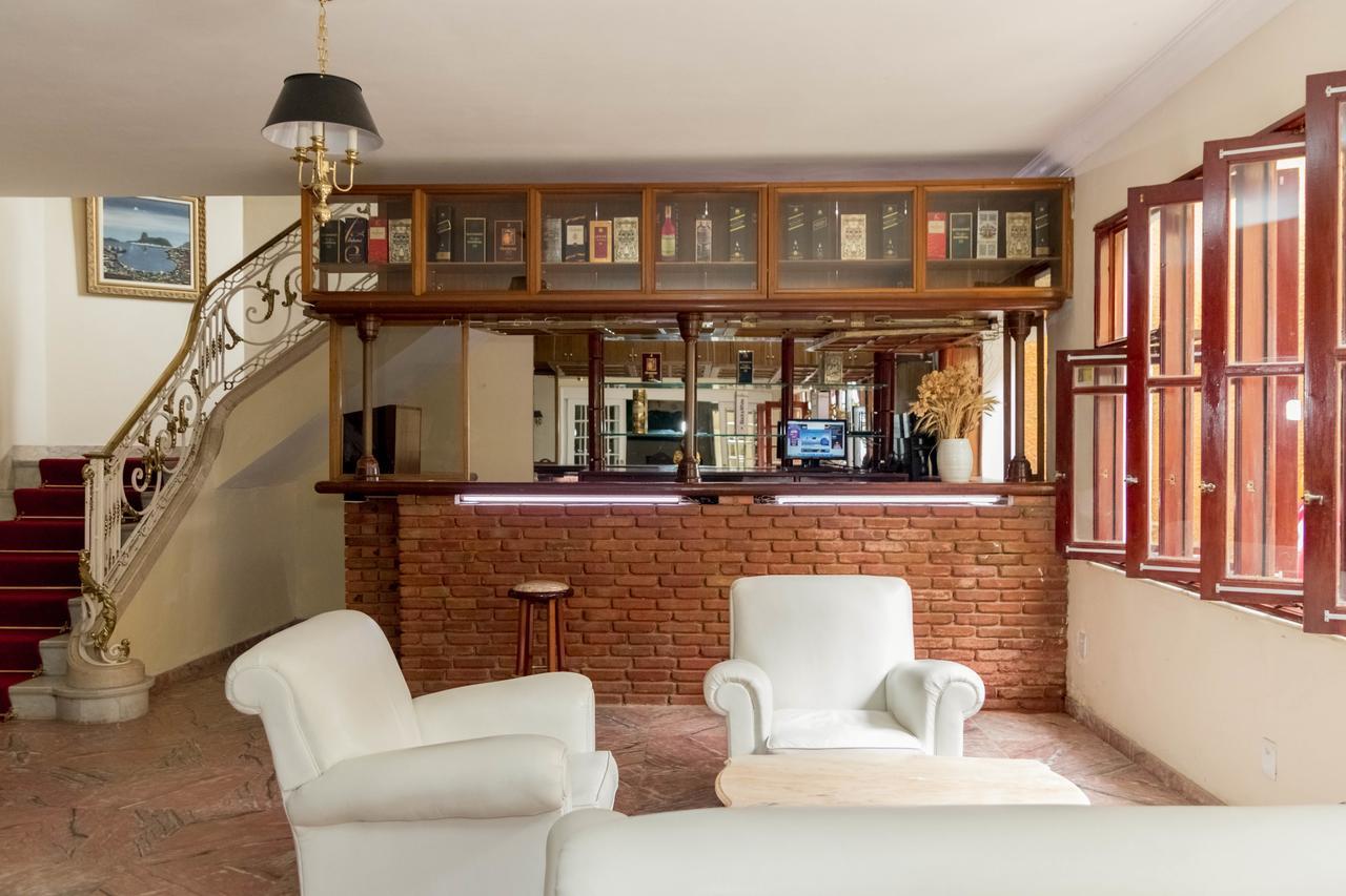 Santo Castelo All Suites Hotel *